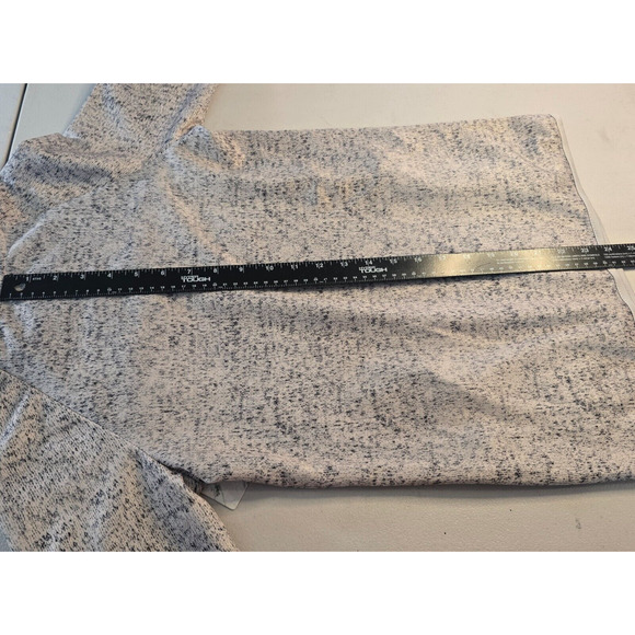 Suvimuga Hoodie Adult S Gray Check Graphic Deer Print 1/3 Snap Drawstrings NWT - Picture 9 of 15